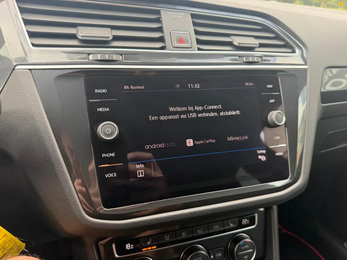1.4 TSI R LINE BOVAG GARANTIE CARPLAY/PANO/NAVI