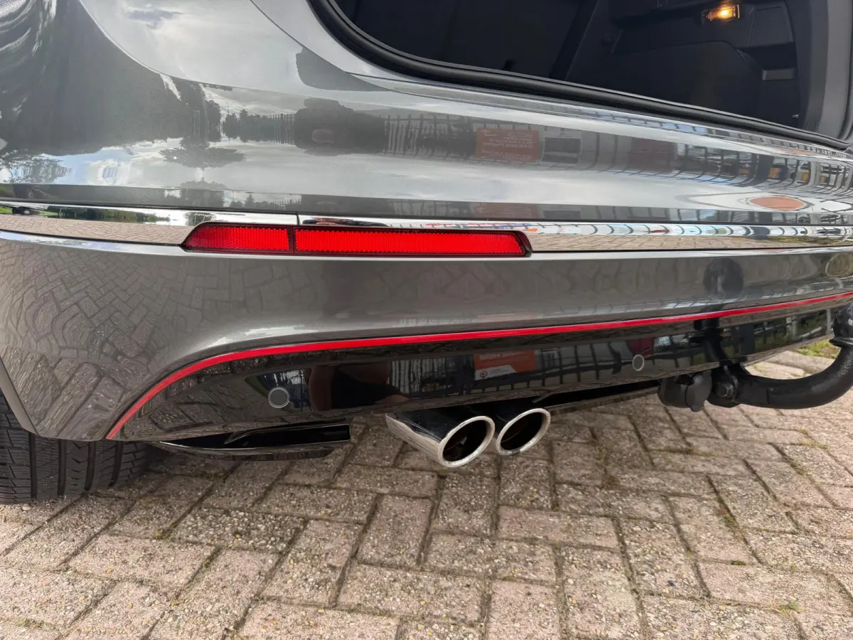 1.4 TSI R LINE BOVAG GARANTIE CARPLAY/PANO/NAVI