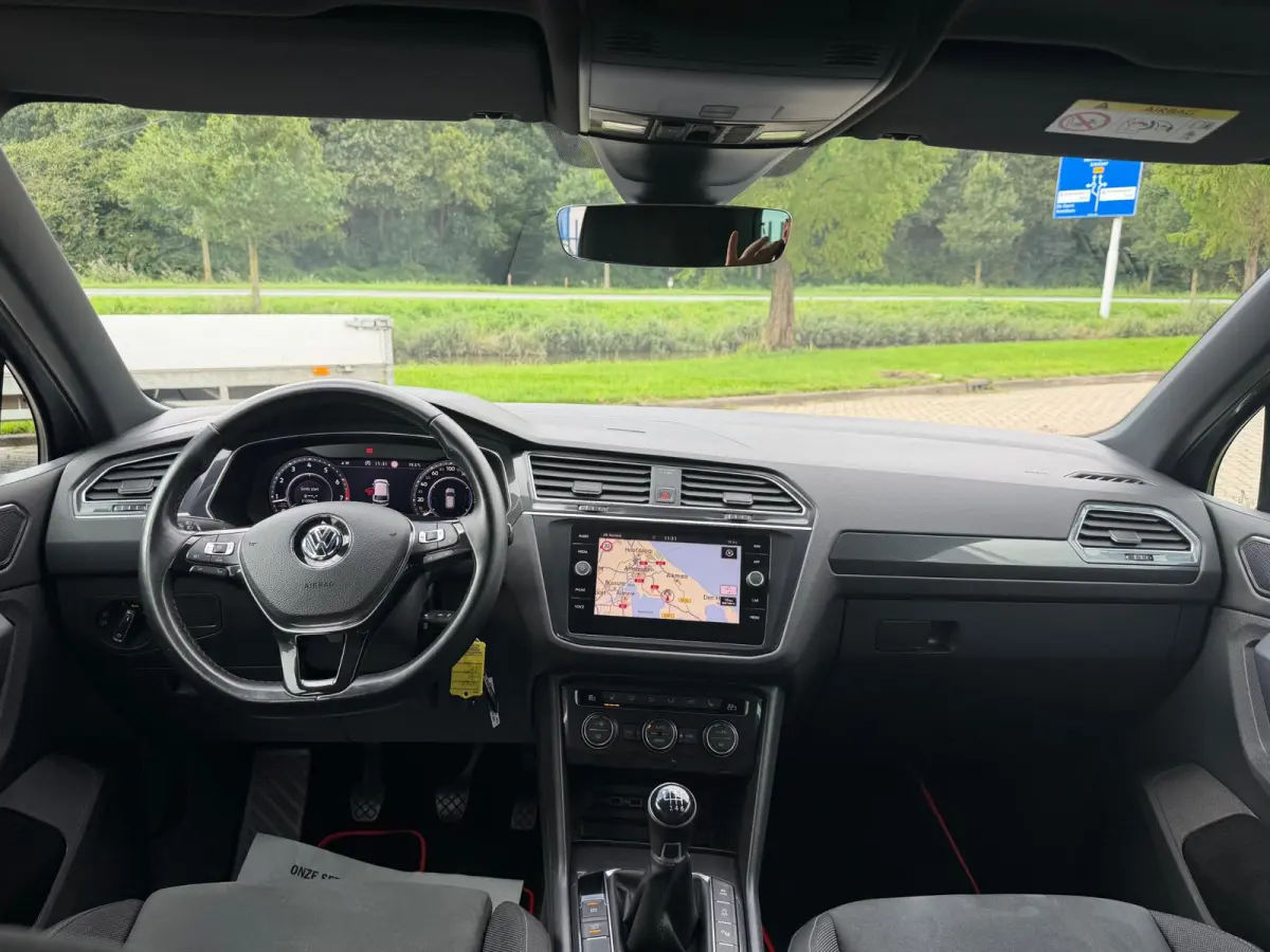 1.4 TSI R LINE BOVAG GARANTIE CARPLAY/PANO/NAVI