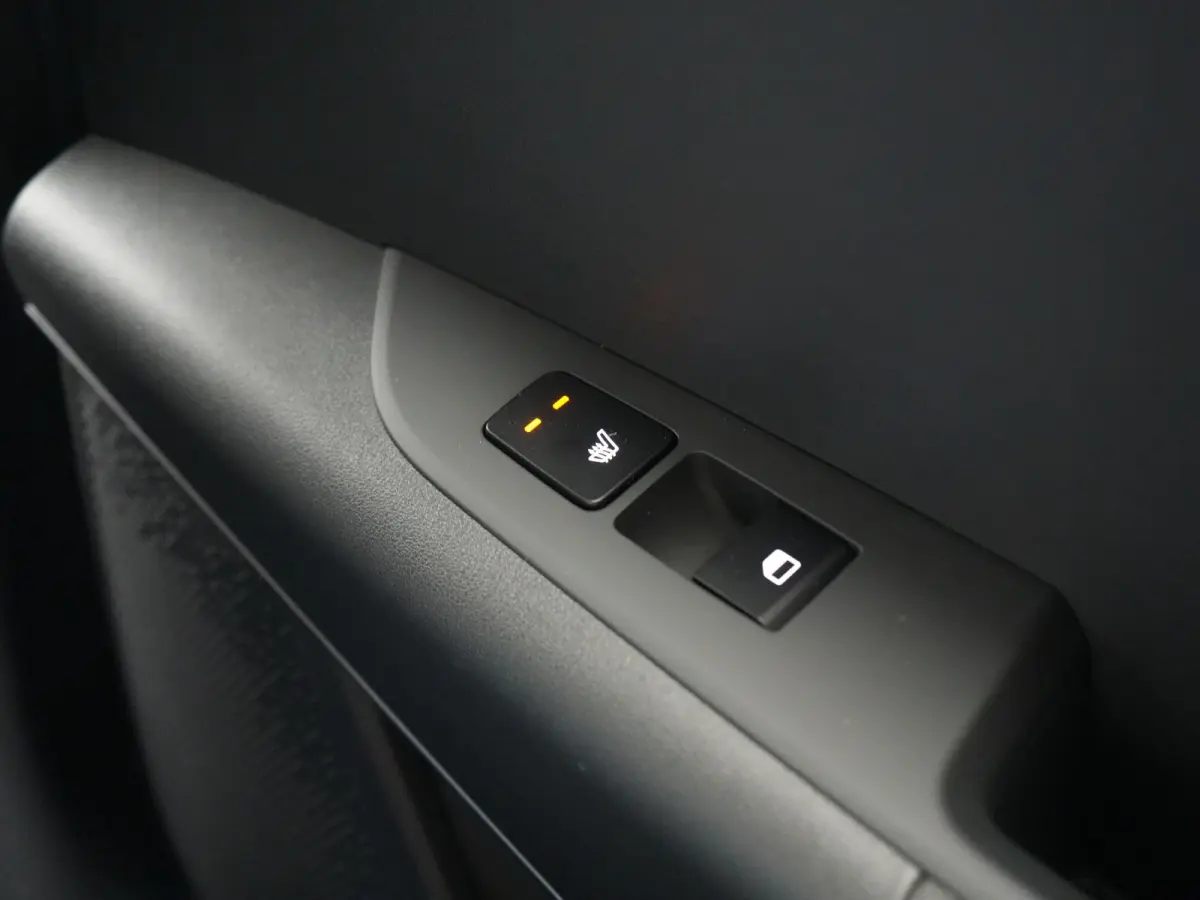 1.6 GDi ExecutiveLine PHEV 182pk Dealer O.H | Trekhaak Afn. | Adaptive Cruise | Head Up | Camera | Harman / Kardon | Lederen Sportstoelen Memory & Ventilatie | Blis | Keyless | Apple Carplay
