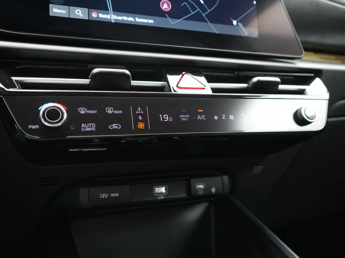 1.6 GDi ExecutiveLine PHEV 182pk Dealer O.H | Trekhaak Afn. | Adaptive Cruise | Head Up | Camera | Harman / Kardon | Lederen Sportstoelen Memory & Ventilatie | Blis | Keyless | Apple Carplay