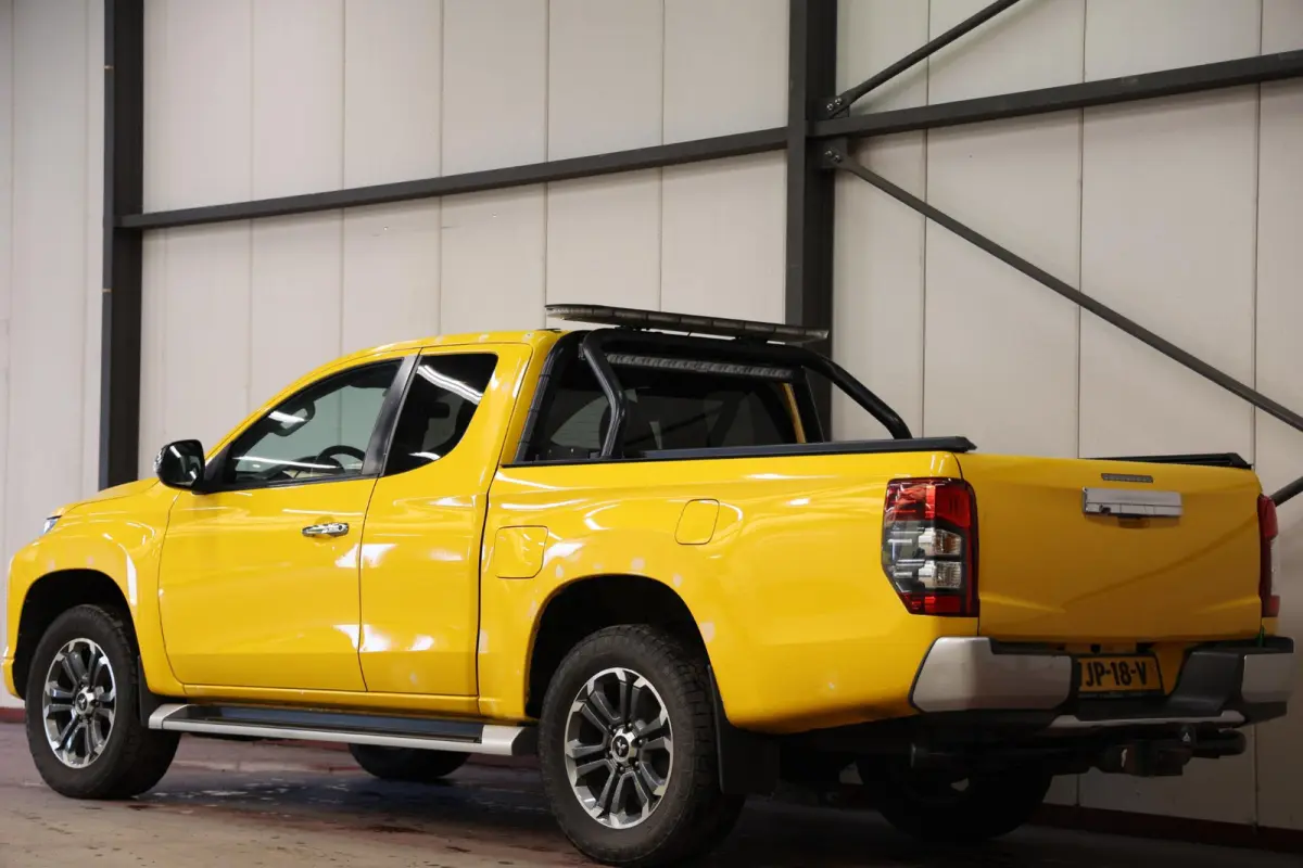 2.2 DI-D Intense 4X4 4WD TREKHAAK