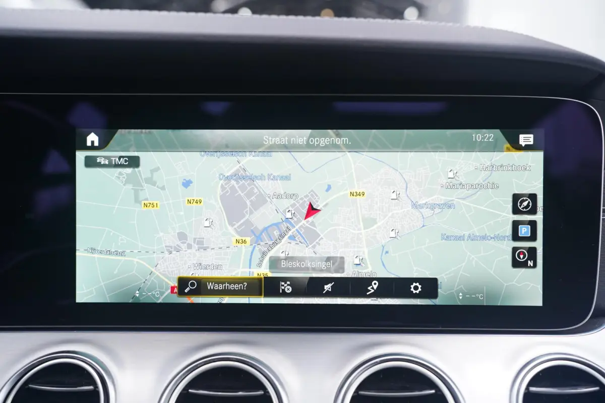 300 e AMG Line SOH 97% 1e Eig. NAP Panodak DAB-ontvangst sfeerverlichting Apple-carplay PDC v+a Private-glas Head-up Camera 360 Memory stoelen Burmester