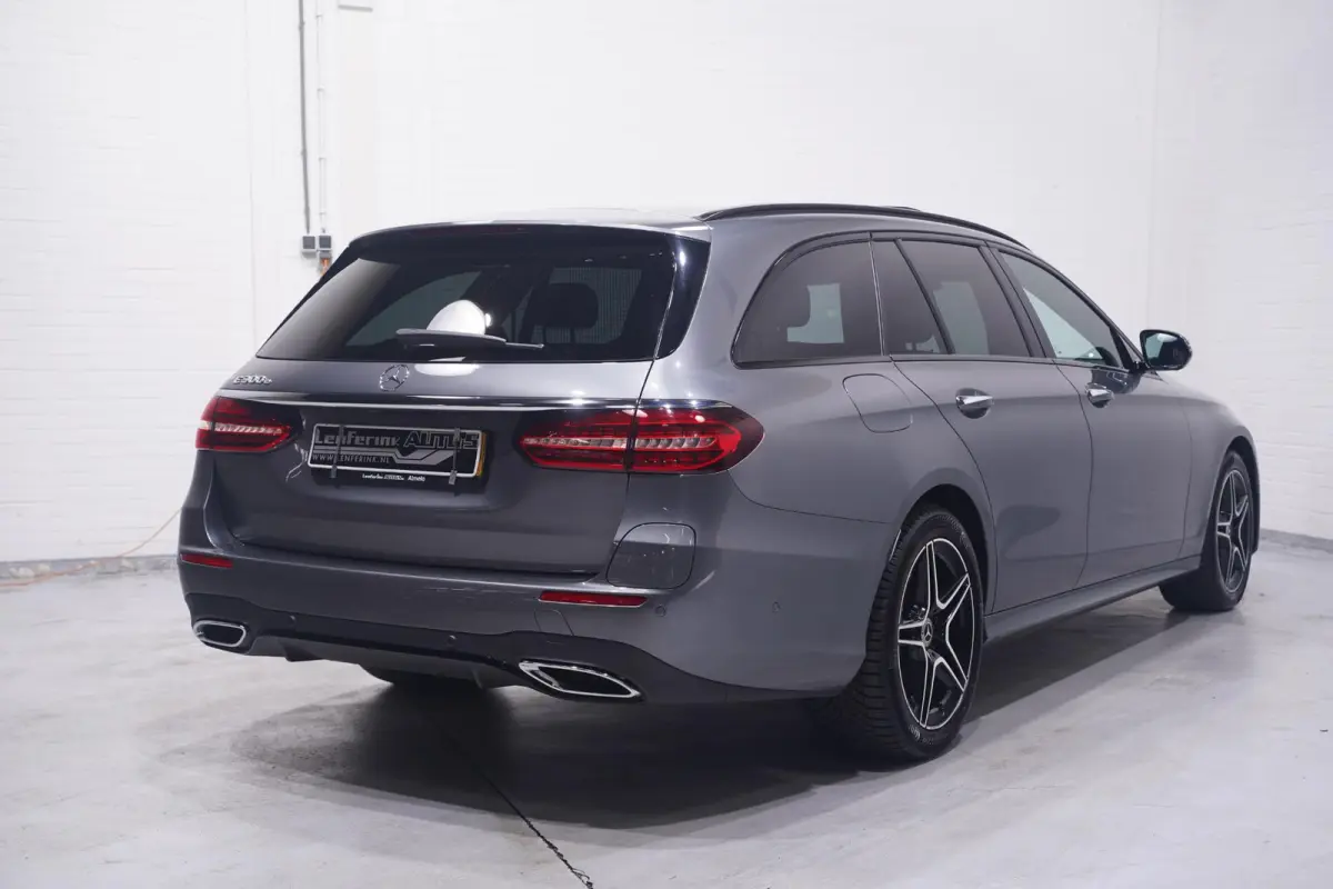300 e AMG Line SOH 97% 1e Eig. NAP Panodak DAB-ontvangst sfeerverlichting Apple-carplay PDC v+a Private-glas Head-up Camera 360 Memory stoelen Burmester