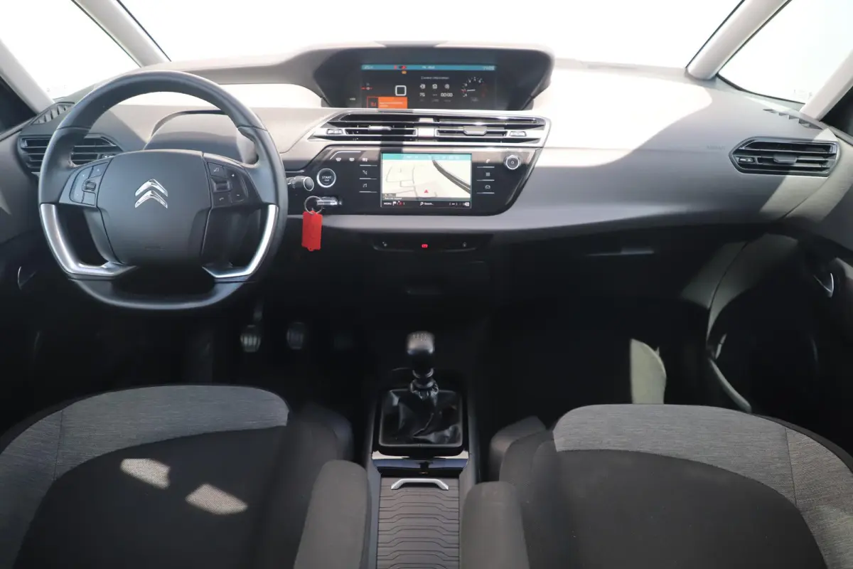 1.2 PureTech Business 7p 7 Persoons Navigatie Achteruitrijcamera Clima Cruise Getint Glas Carplay Android