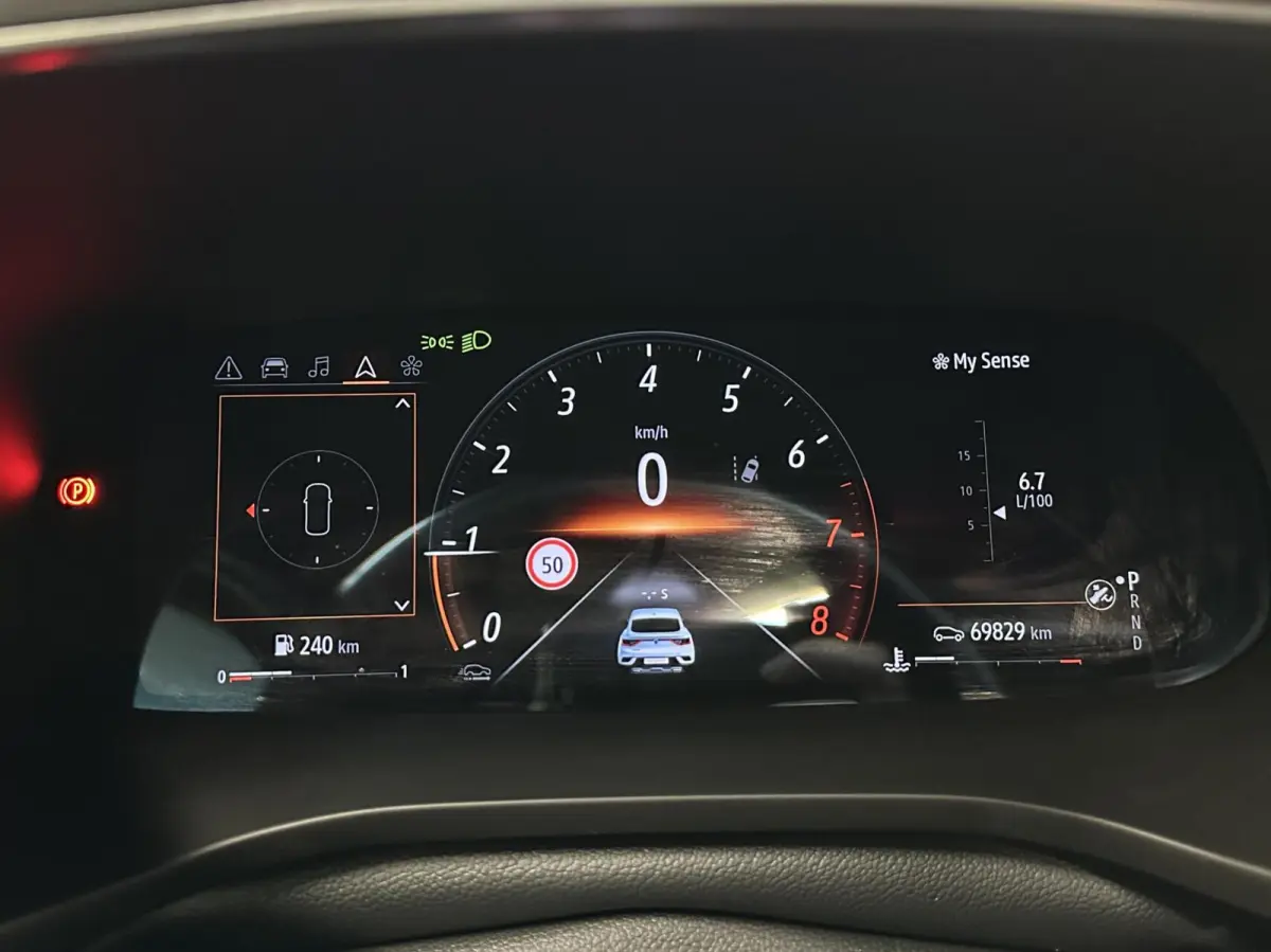 1.3 TCe 140 R.S Line PANO TREKHAAK LEER CAMERA CARPLAY NAVI.