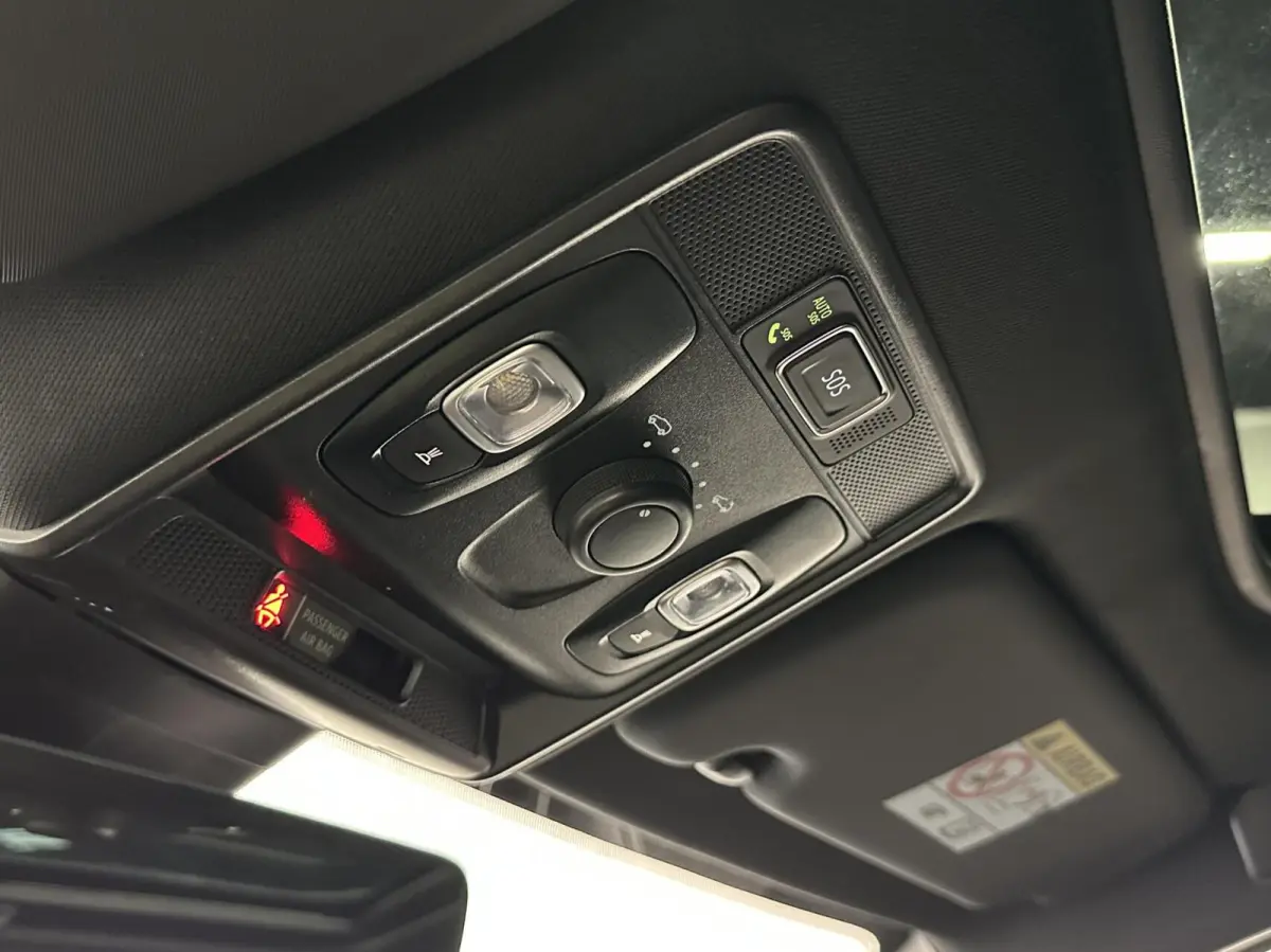 1.3 TCe 140 R.S Line PANO TREKHAAK LEER CAMERA CARPLAY NAVI.