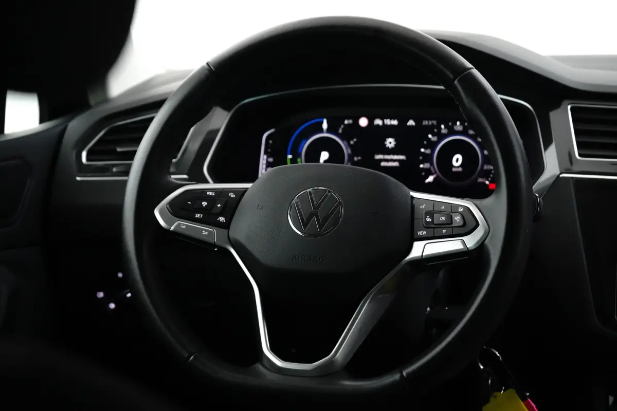 1.4 TSI DSG-6 245PK Life Edition | NAVIGATIE | CAMERA | AUTO A. KLEP | STOEL + STUURVERW. | APP. CONNECT | 17 INCH