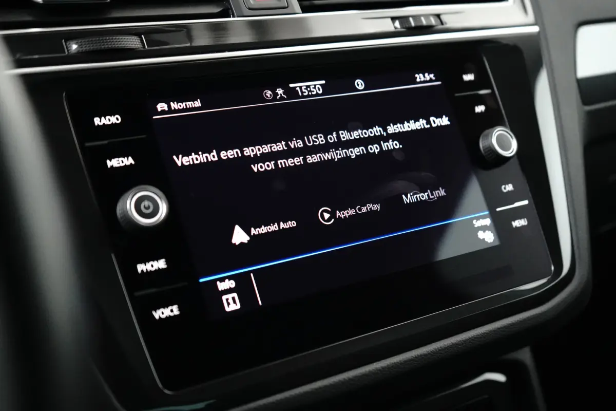 1.4 TSI DSG-6 245PK Life Edition | NAVIGATIE | CAMERA | AUTO A. KLEP | STOEL + STUURVERW. | APP. CONNECT | 17 INCH