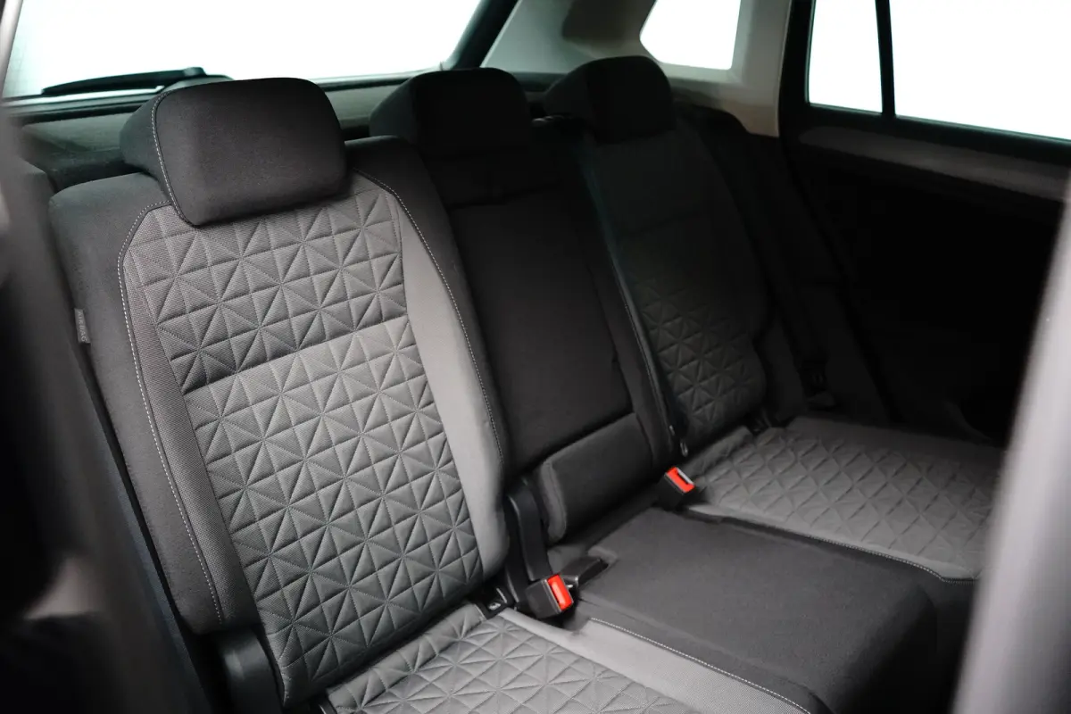 1.4 TSI DSG-6 245PK Life Edition | NAVIGATIE | CAMERA | AUTO A. KLEP | STOEL + STUURVERW. | APP. CONNECT | 17 INCH