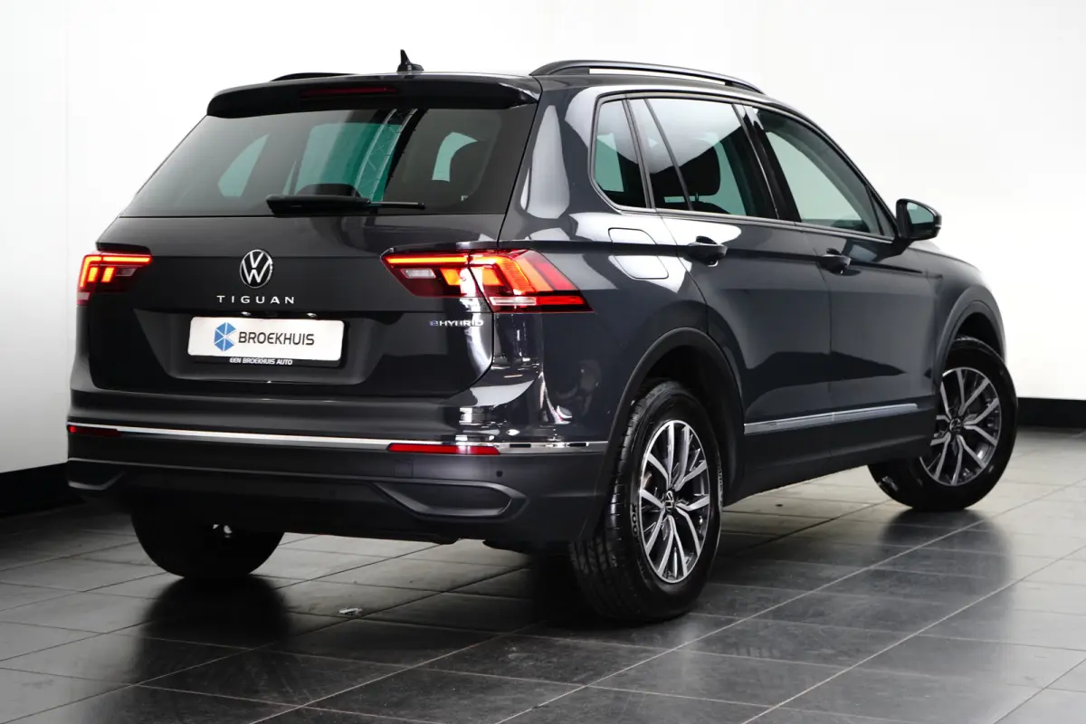 1.4 TSI DSG-6 245PK Life Edition | NAVIGATIE | CAMERA | AUTO A. KLEP | STOEL + STUURVERW. | APP. CONNECT | 17 INCH