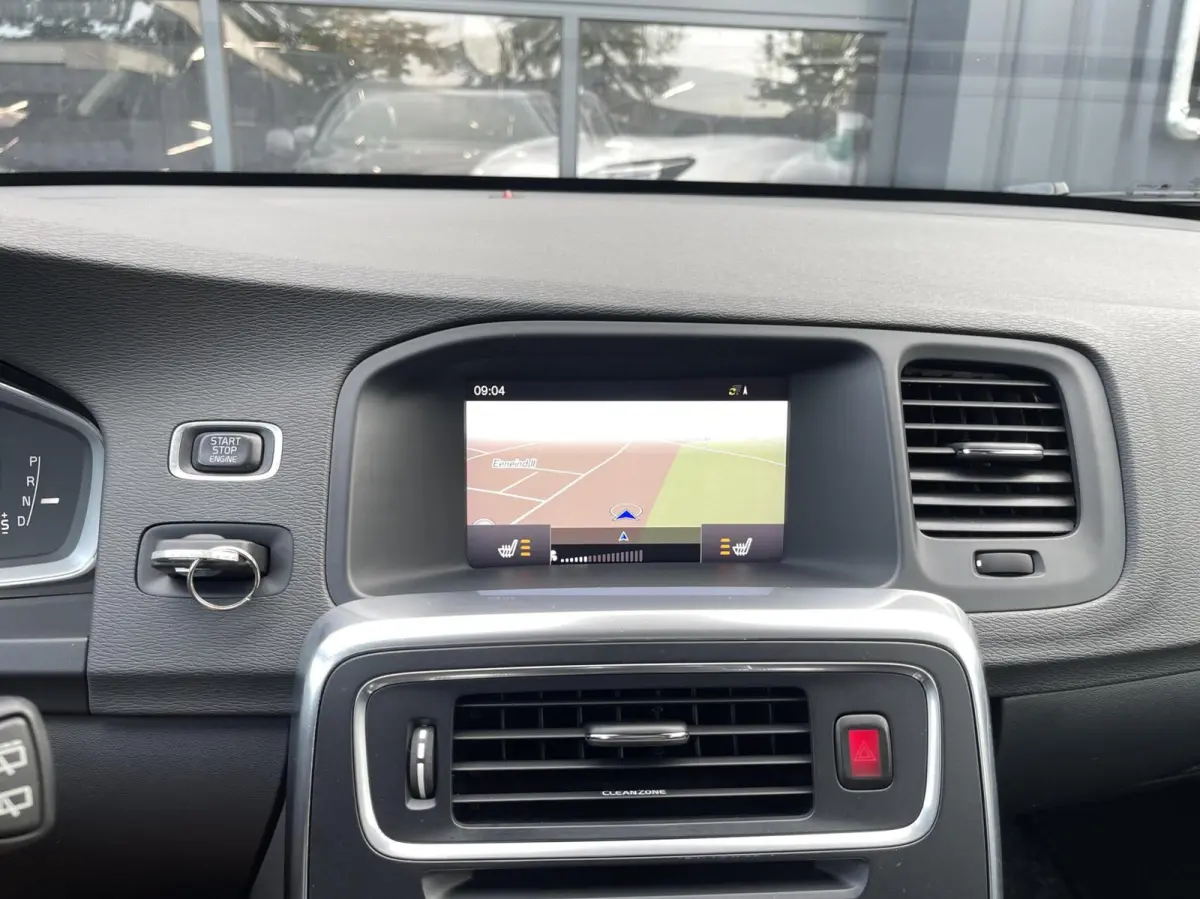 2.0 D4 R-Design AUTOMAAT|CAMERA|NAVIGATIE|STOELVERWARMING|ORIGINEEL NL