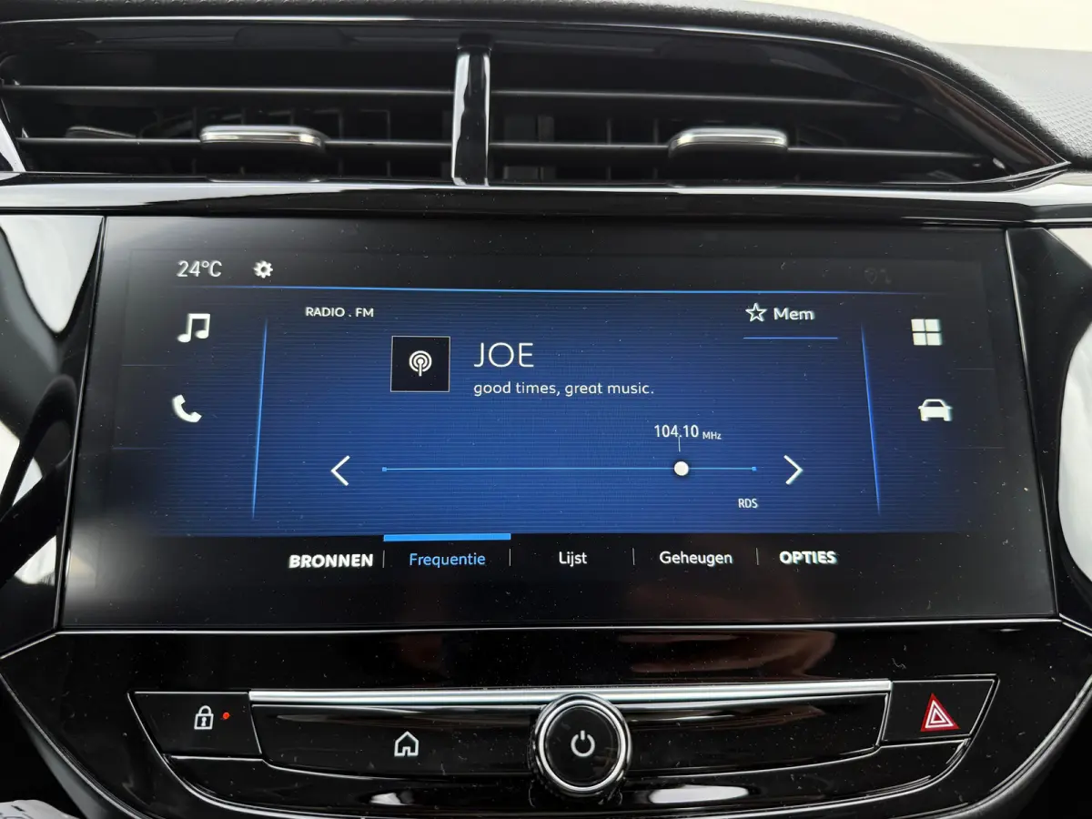 1.2 110PK Turbo Hybrid Edition AUT € 7.000 KORTING!!| AIRCO| PARKEERSENSOREN V&A| APPLE CARPLAY/ANDROID AUTO| CRUISE CONTROL| TOT 8 JAAR GARANTIE!!