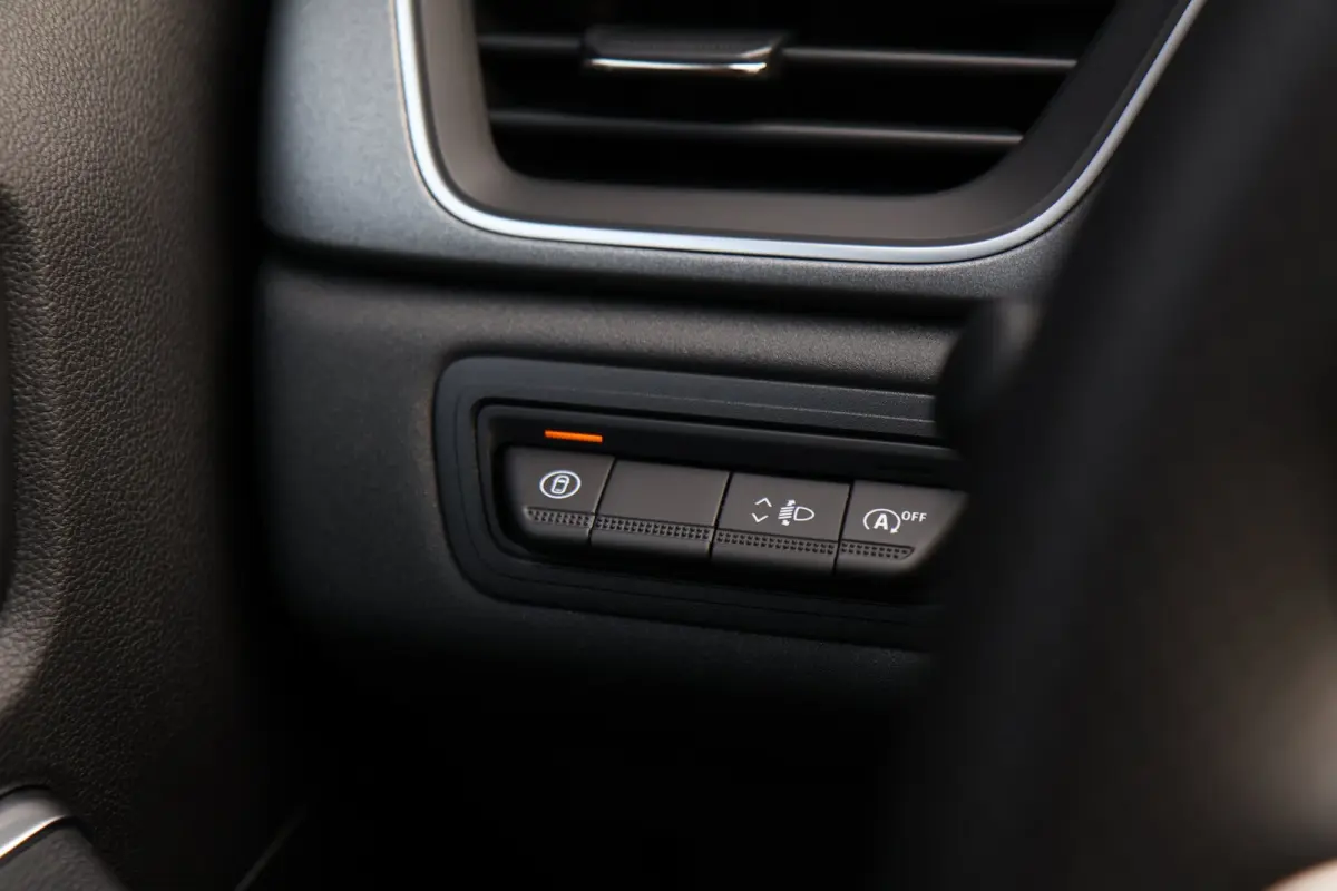 1.3 mild hybrid 140 EDC Techno Camera 4 Seizoenen