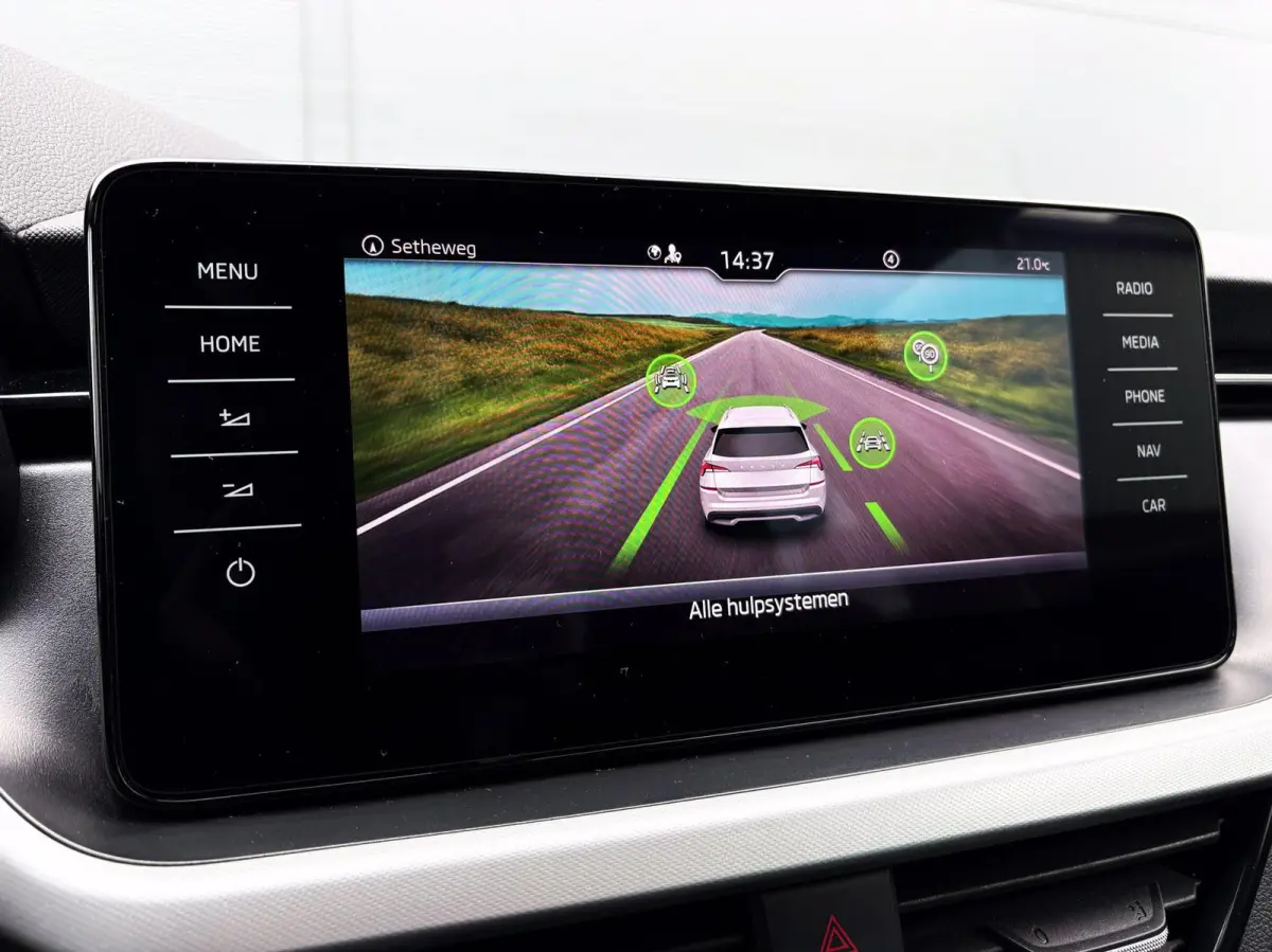 1.0 TSI 110pk Ambition | Navigatie | Smart Link | Cruise Control