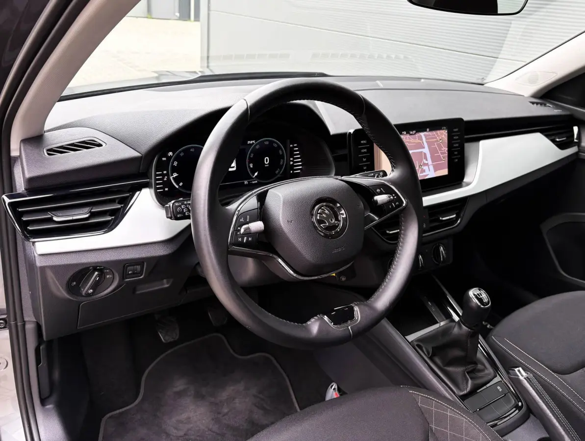 1.0 TSI 110pk Ambition | Navigatie | Smart Link | Cruise Control