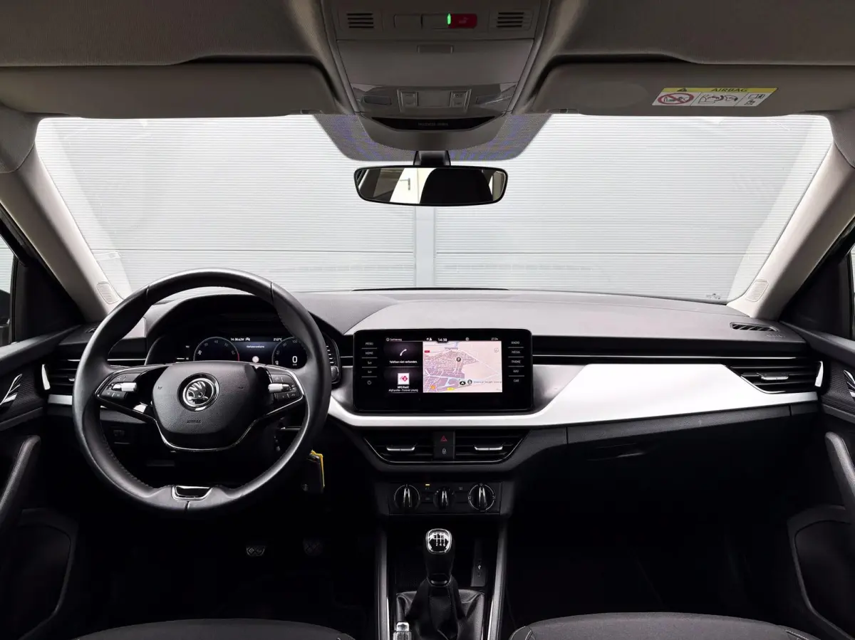 1.0 TSI 110pk Ambition | Navigatie | Smart Link | Cruise Control