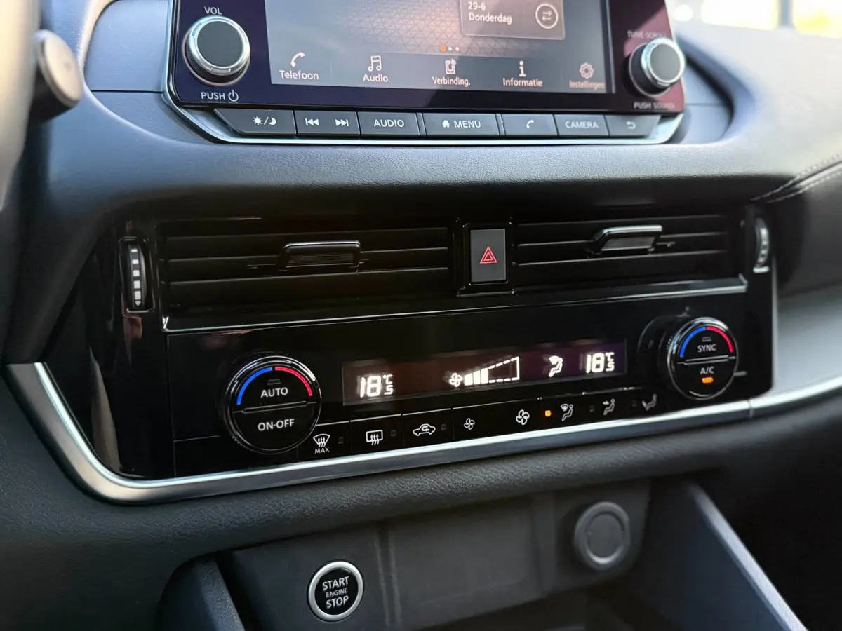 1.3 MHEV Xtronic Acenta | Panoramadak | Camera