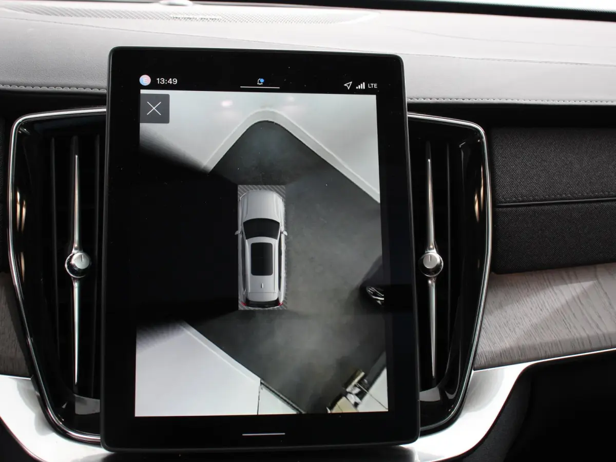 2.0 T8 Plug-in hybrid AWD Ultra Dark Panoramadak Navigatie Apple Carplay Android Auto 360 camera Parkeerhulp Adaptive Cruise Control Verwarmde en geventileerde voorstoelen Head-up-display Ha
