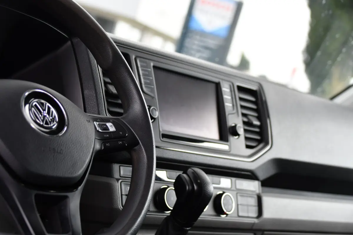 2.0 TDI L3H2 Black Edition Adaptieve Cruise, Camera, Carplay, LED, 2 x Schuifdeur, 177pk, Automaat, Geveerde stoel, Massage Stoel, Trekhaak, Uniek!