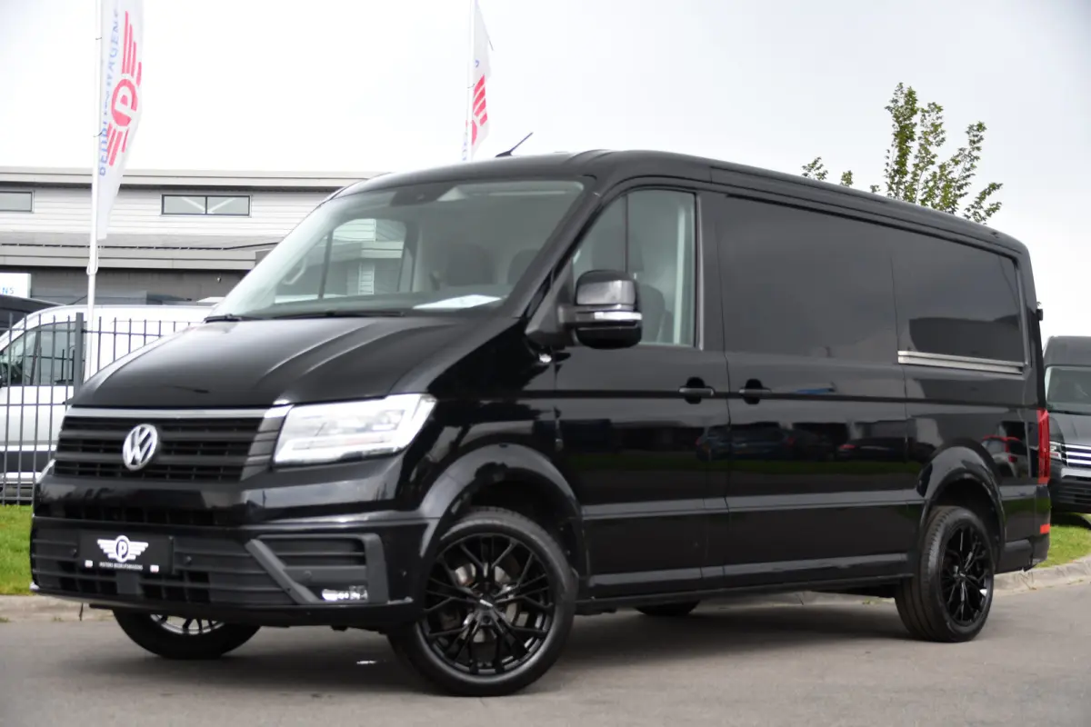 2.0 TDI L3H2 Black Edition Adaptieve Cruise, Camera, Carplay, LED, 2 x Schuifdeur, 177pk, Automaat, Geveerde stoel, Massage Stoel, Trekhaak, Uniek!