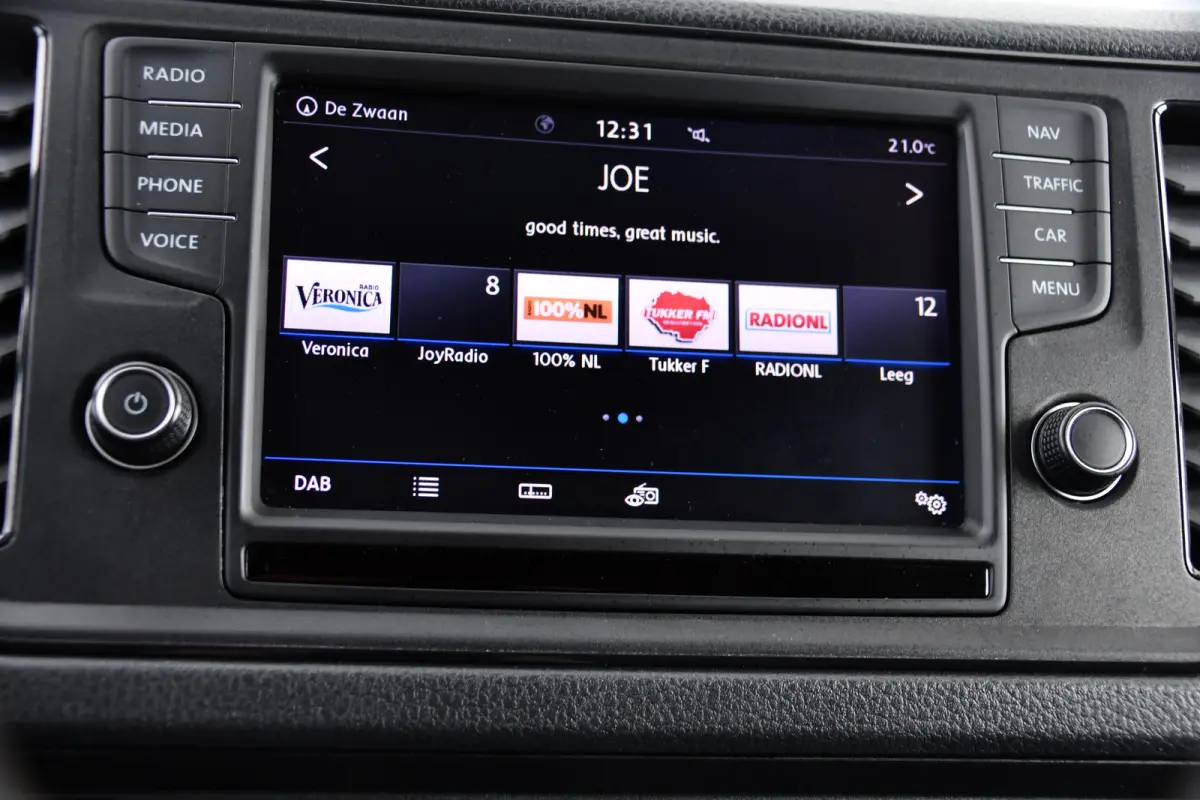 2.0 TDI L3H2 Black Edition Adaptieve Cruise, Camera, Carplay, LED, 2 x Schuifdeur, 177pk, Automaat, Geveerde stoel, Massage Stoel, Trekhaak, Uniek!