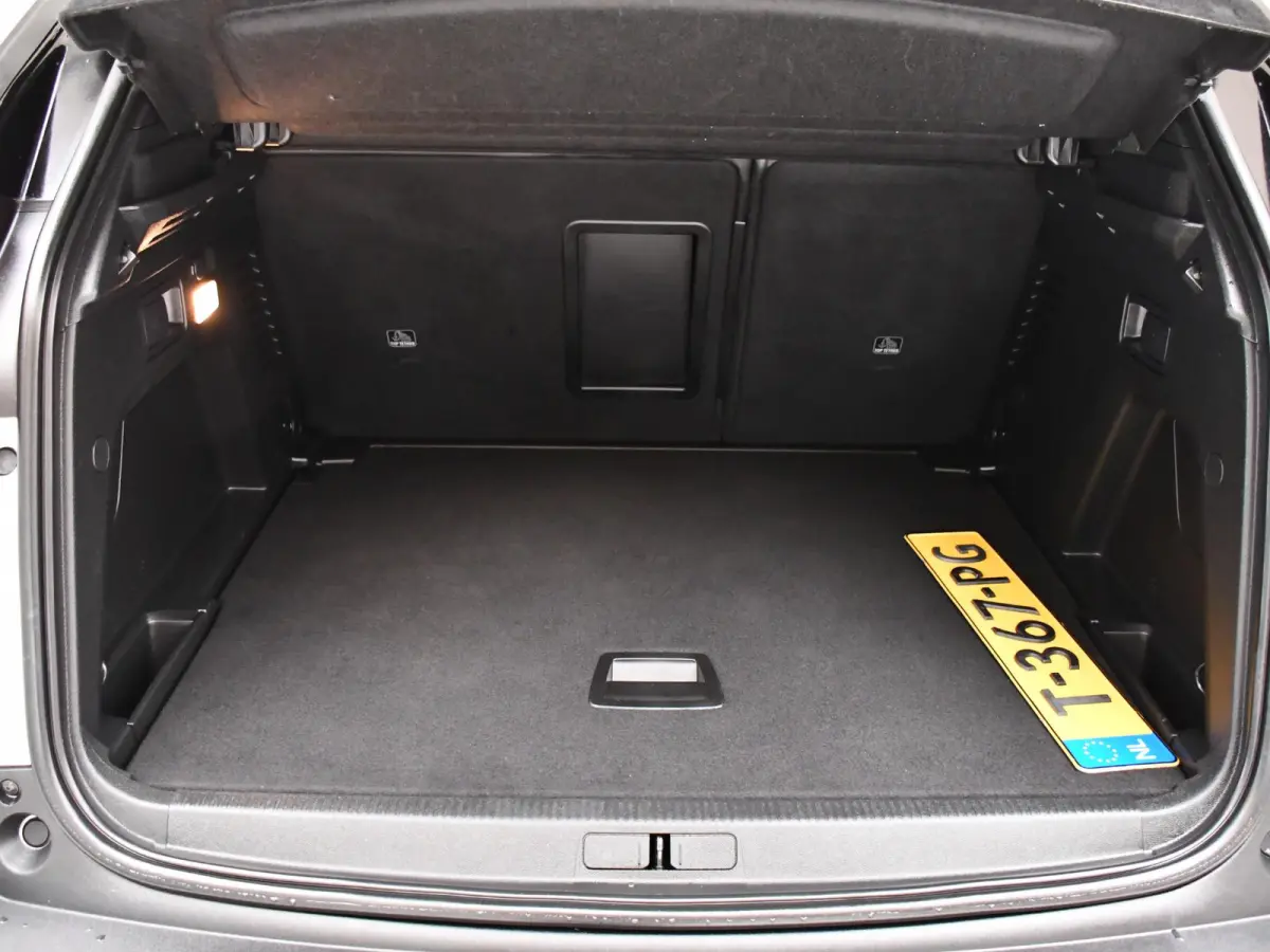 1.2 PureTech Allure Pack Business | Navigatie | Keyless Entry + Start | Elektrisch bedienbare achterklep | Blind Spot Monitor | Apple CarPlay / Android Auto |