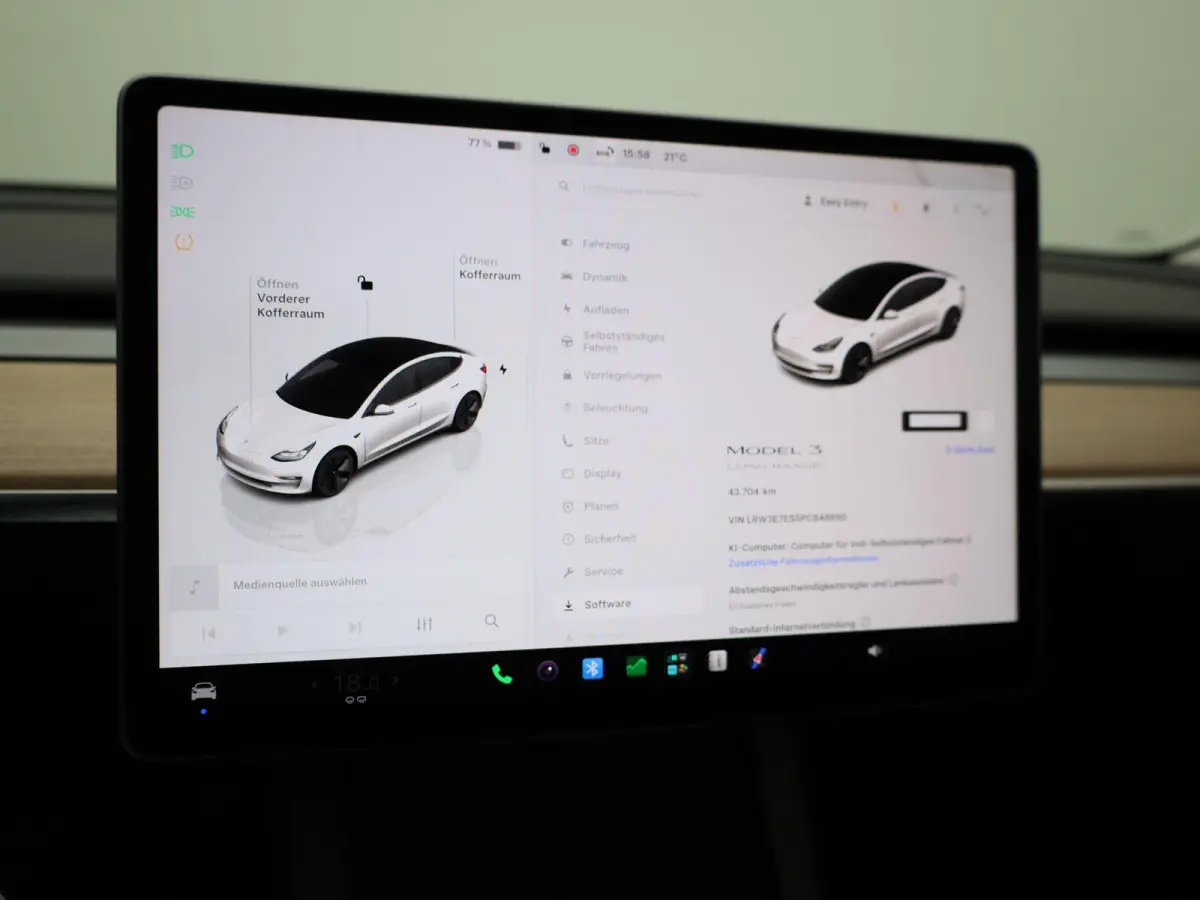 Long Range RWD 75 kWh | Trekhaak | Warmtepomp | Automaat | Panorama dak | Stoel verwarming | Leder | Navigatie | Climate control | 360 Camera | Parkeer sensoren | LED | Elec. achterklep