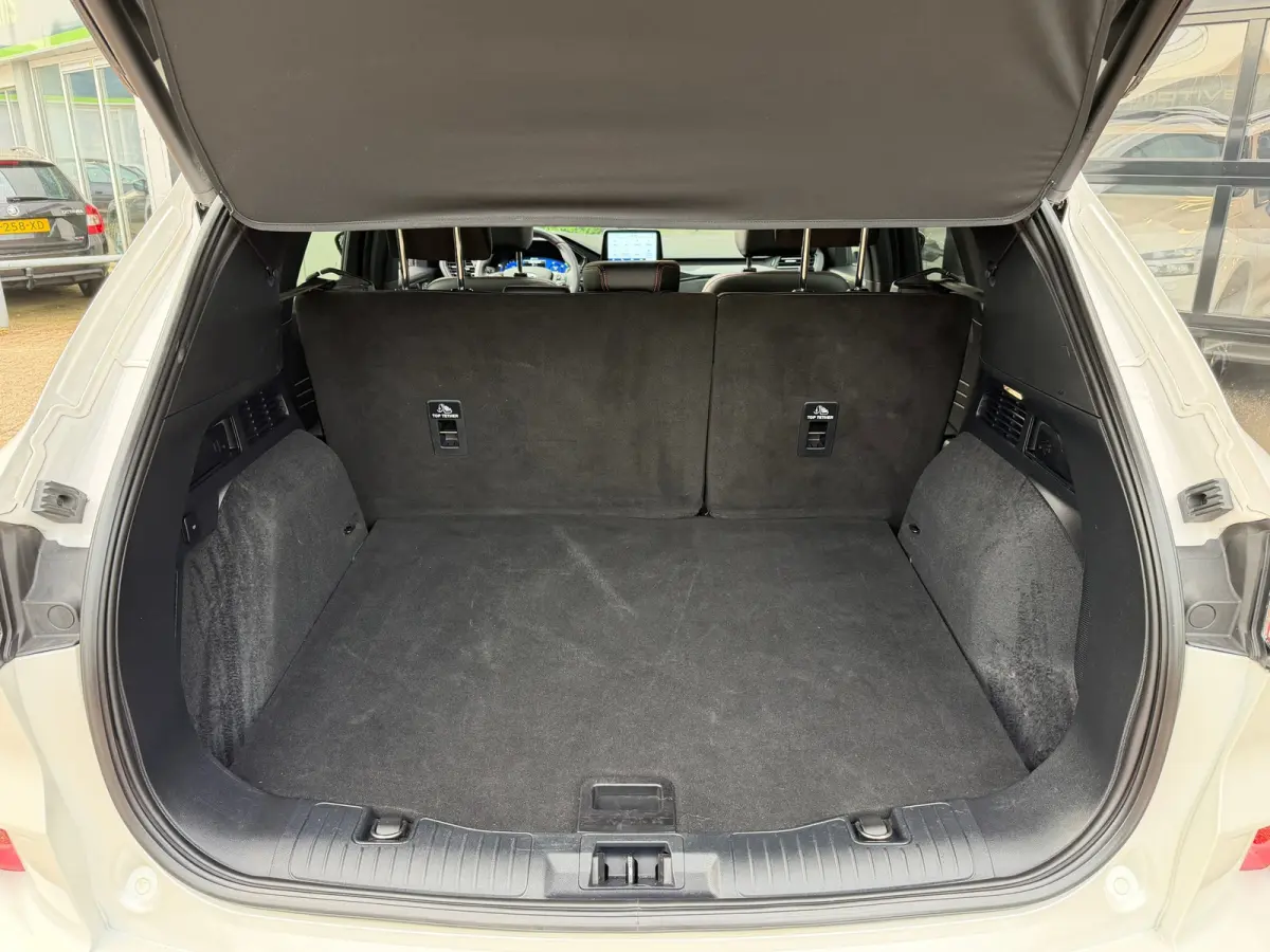 2.5 PHEV 225PK ST-Line X | Pano | B&O Sound | Drive Assist