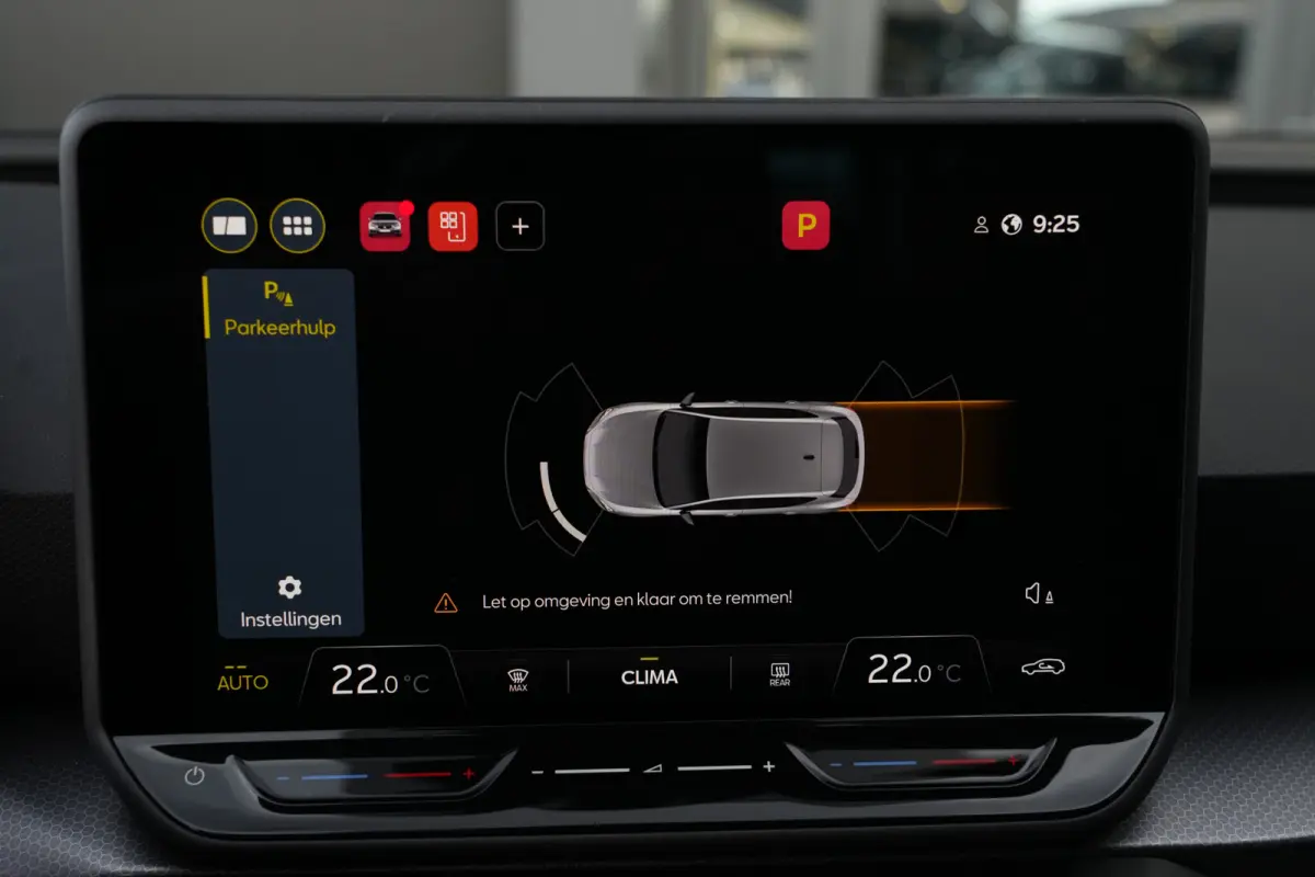 1.5 TSI Style | 115 PK | Apple CarPlay/Android Auto | Voorstoelen verwarmd | LED koplampen SEAT Leon 1.5 TSI Style 115 PK met 1.5-liter viercilinder benzinemotor, Apple CarPlay/Android Auto,
