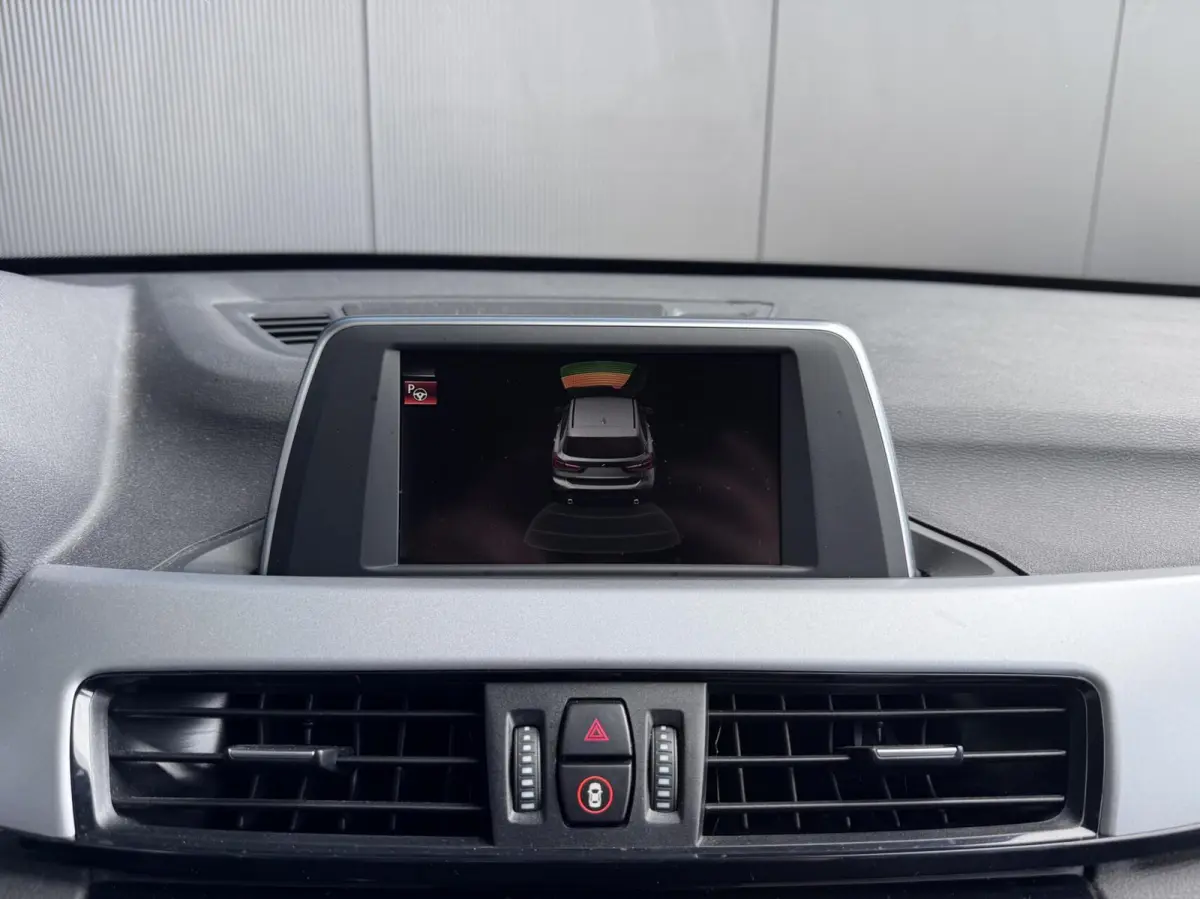 sDrive20i AUTOMAAT*NL AUTO*AFN. TREKHAAK*DEALERONDERHOUDEN