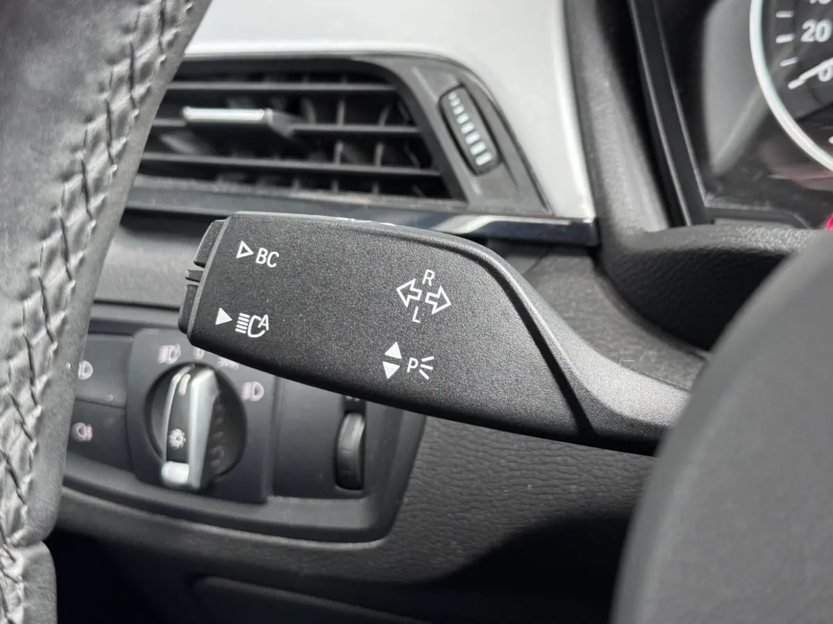 sDrive20i AUTOMAAT*NL AUTO*AFN. TREKHAAK*DEALERONDERHOUDEN