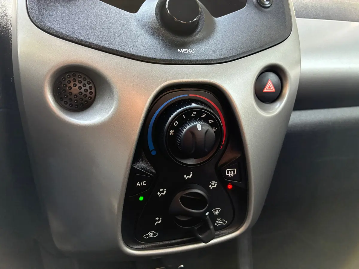 1.0 e-VTi Active | Airco + Bluetooth + Elk. Ramen Nu € 5.975,-!!