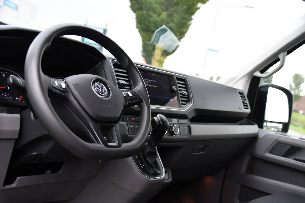 35 2.0 TDI L3H3 Highline Cruise, Carplay, LED, Automaat, 177pk, Sensoren, Multimedia, Geveerde stoel, Uniek!