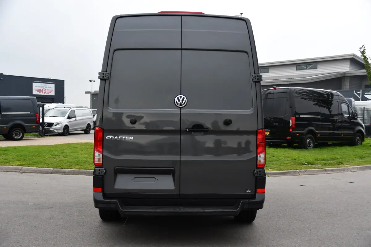 35 2.0 TDI L3H3 Highline Cruise, Carplay, LED, Automaat, 177pk, Sensoren, Multimedia, Geveerde stoel, Uniek!