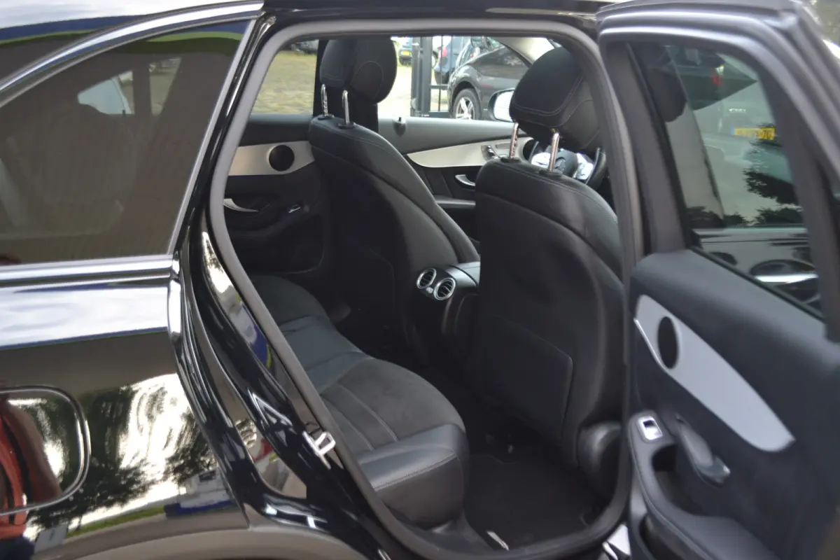 4MATIC AMG SOH 94% | Pano | Trekhaak | Stoelgeheugen | Carplay | Keyless | Widescreen Cockpit |