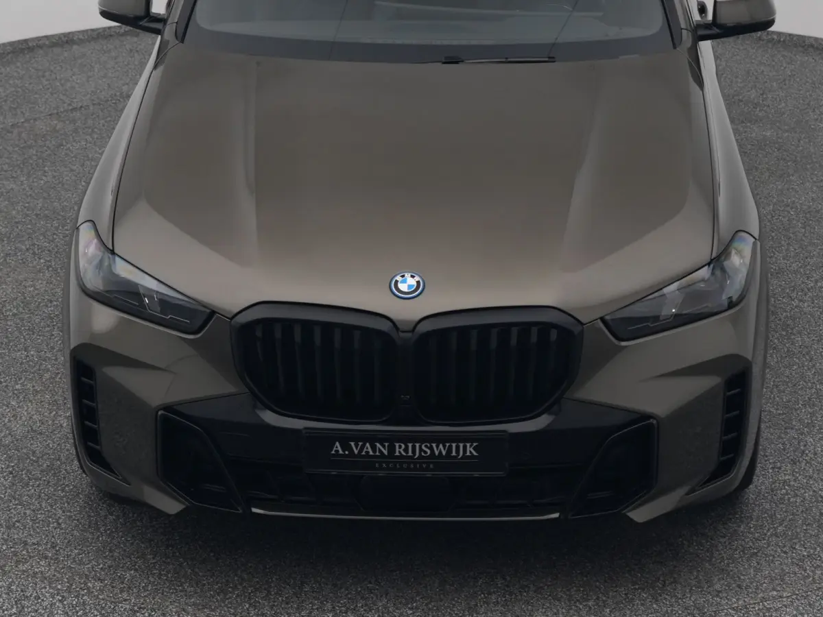 xDrive50e M-Sport | PANO | CAMERA | LUCHTVERING | STOELVERW.
