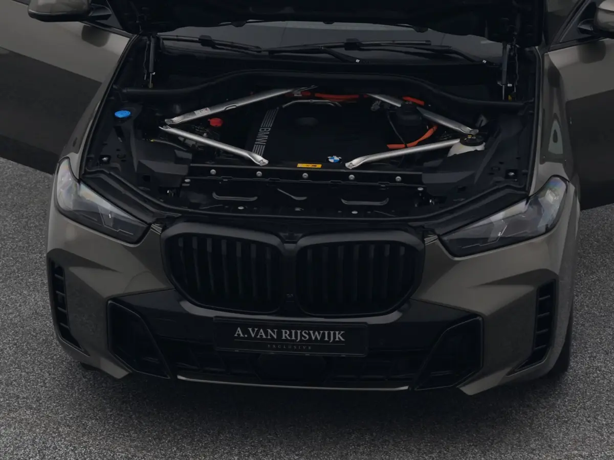 xDrive50e M-Sport | PANO | CAMERA | LUCHTVERING | STOELVERW.