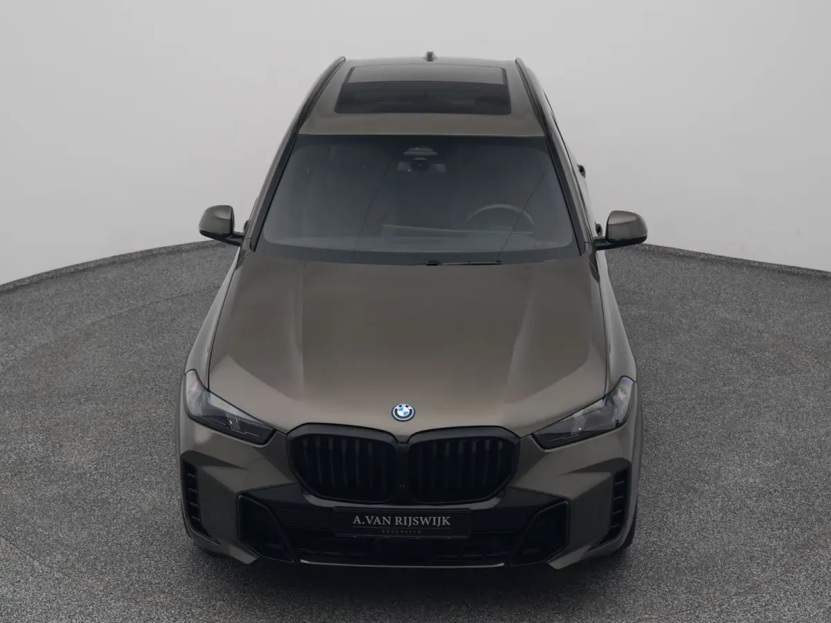 xDrive50e M-Sport | PANO | CAMERA | LUCHTVERING | STOELVERW.