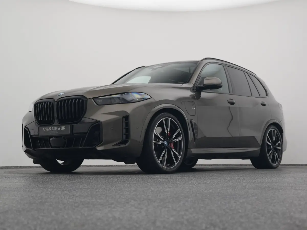 xDrive50e M-Sport | PANO | CAMERA | LUCHTVERING | STOELVERW.