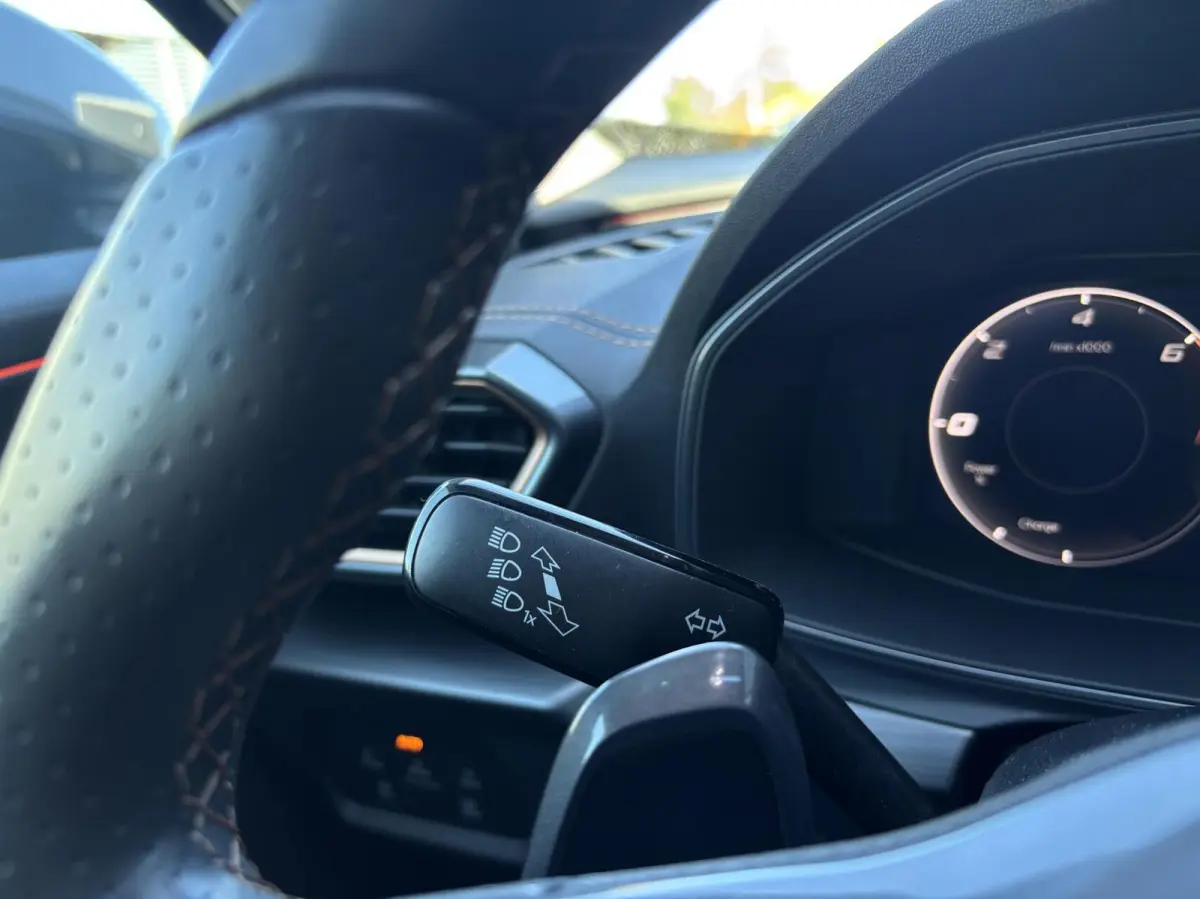 1.4 e-Hybrid Business soh 91% Stoel/stuur verwm 360 graden camera