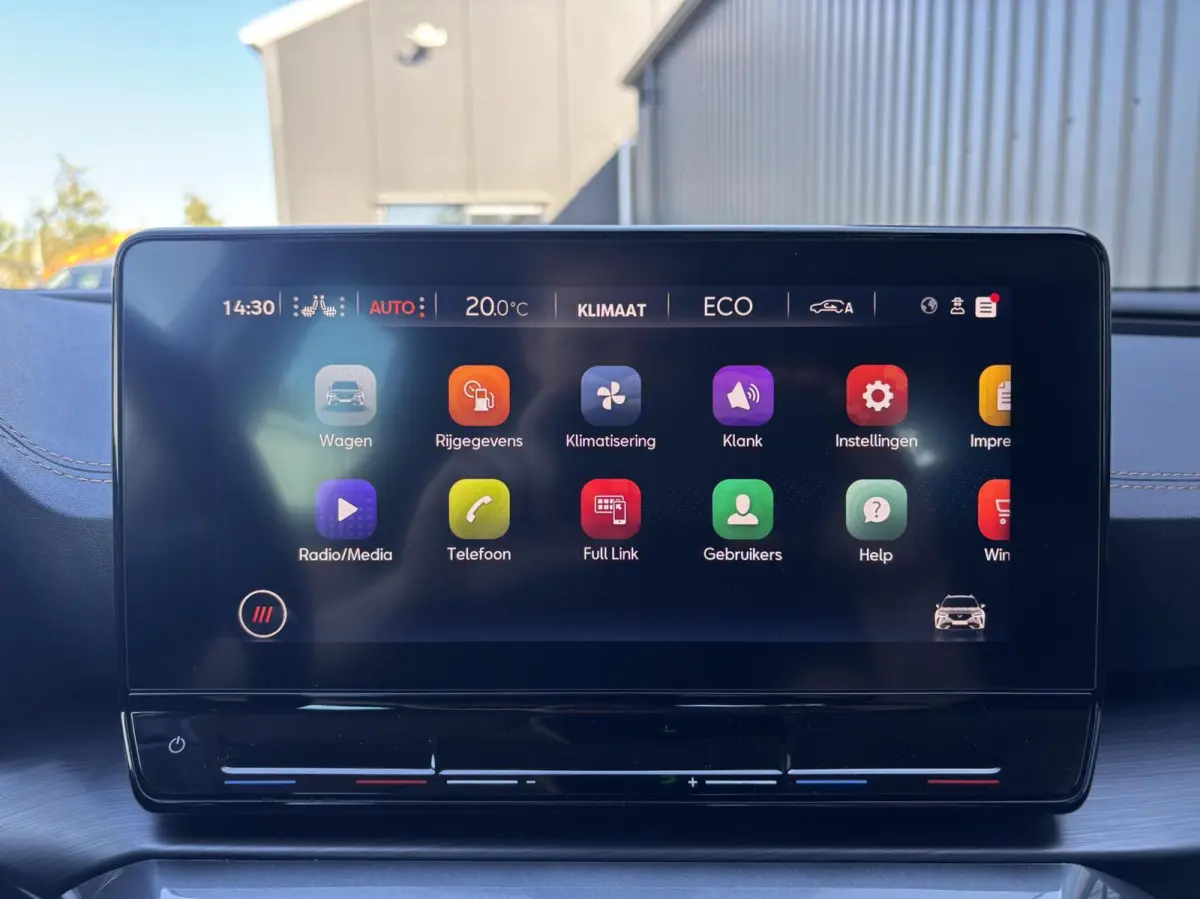 1.4 e-Hybrid Business soh 91% Stoel/stuur verwm 360 graden camera
