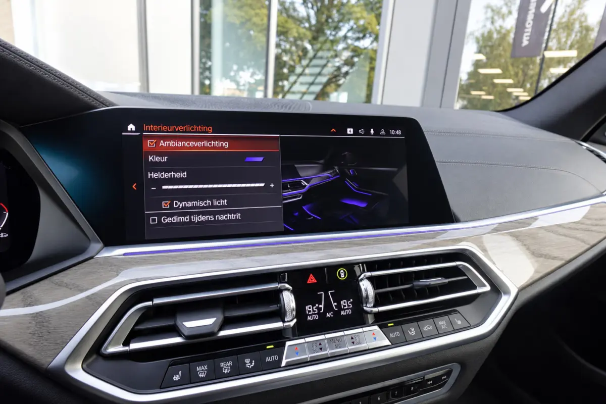 XDrive30d Executive PANO LASER MASSAGE
