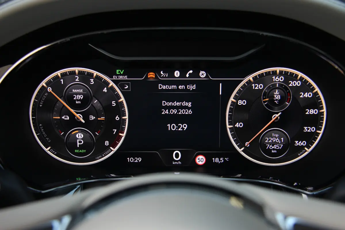 2.9 V6 Hybrid | Blackline | Touring | Mulliner Driving Spec | B&O | Pano
