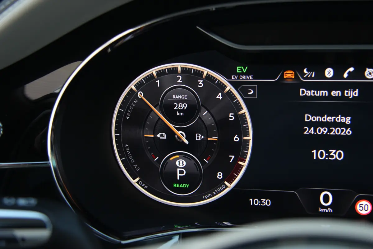 2.9 V6 Hybrid | Blackline | Touring | Mulliner Driving Spec | B&O | Pano