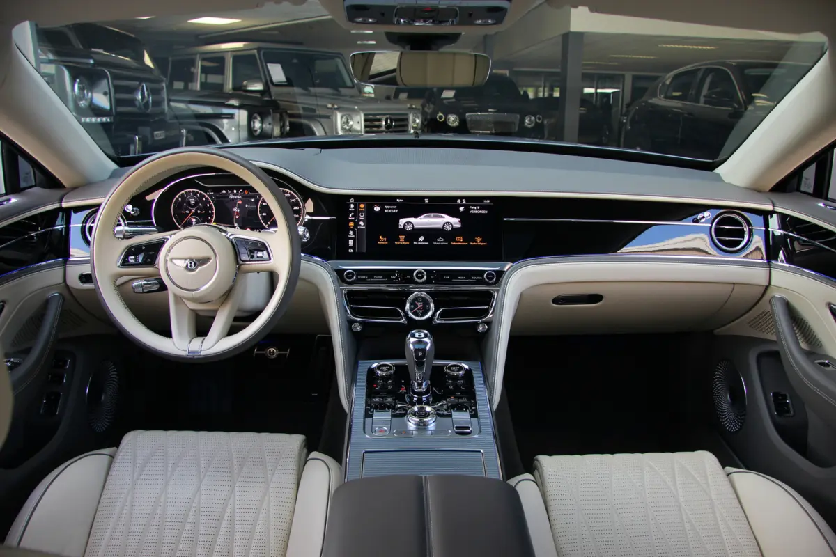 2.9 V6 Hybrid | Blackline | Touring | Mulliner Driving Spec | B&O | Pano