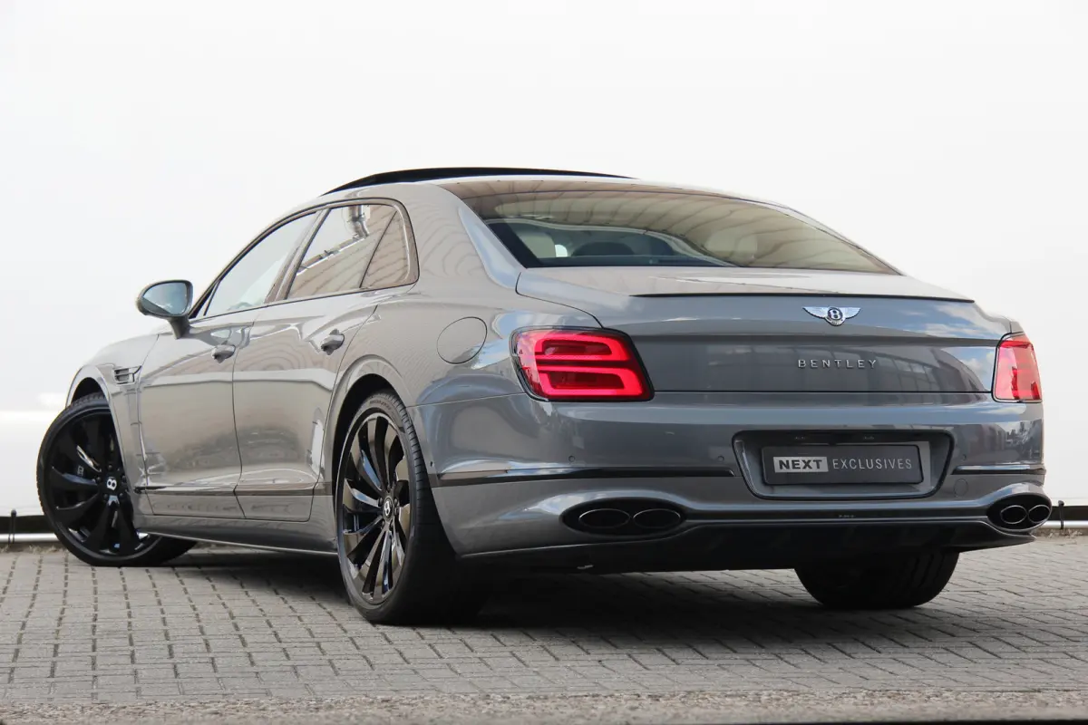 2.9 V6 Hybrid | Blackline | Touring | Mulliner Driving Spec | B&O | Pano
