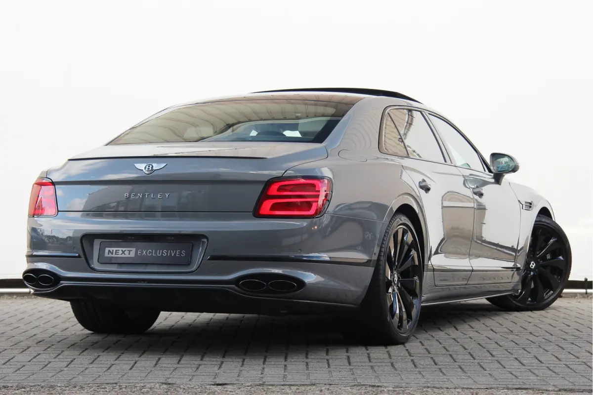 2.9 V6 Hybrid | Blackline | Touring | Mulliner Driving Spec | B&O | Pano