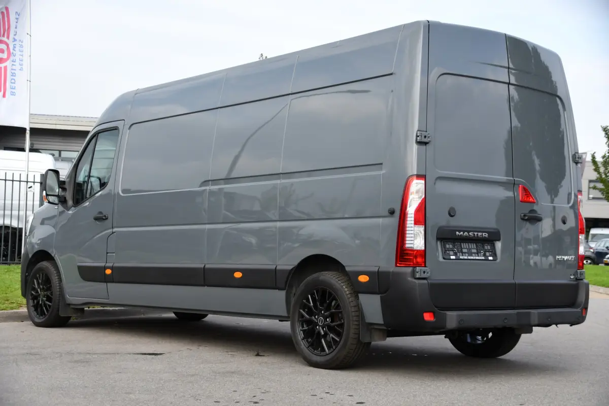 T35 2.3 dCi 150 L3H2 PB Edition Cruise, Sensoren, 150pk, Multimedia, LED, Betimmering, Uniek!
