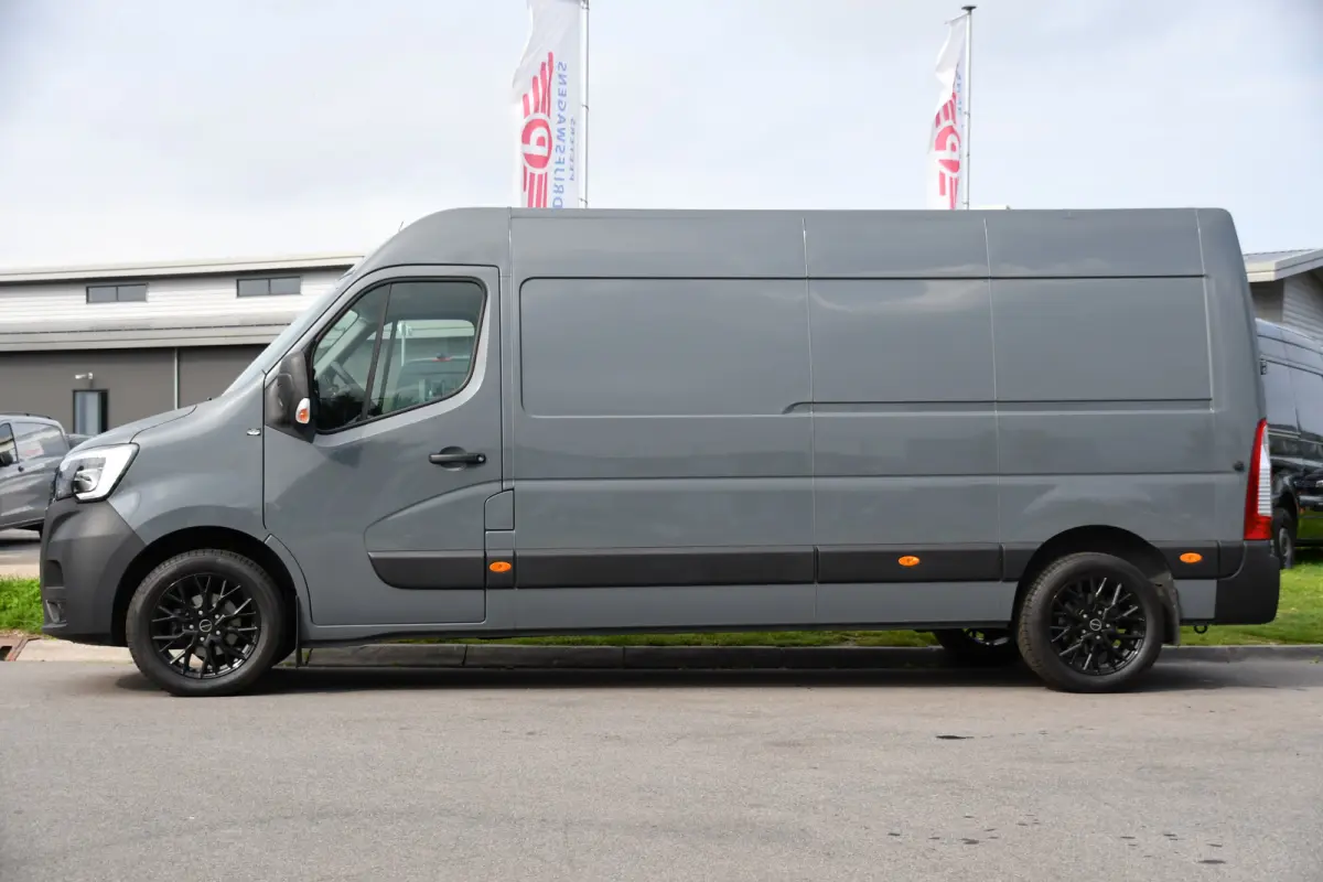 T35 2.3 dCi 150 L3H2 PB Edition Cruise, Sensoren, 150pk, Multimedia, LED, Betimmering, Uniek!